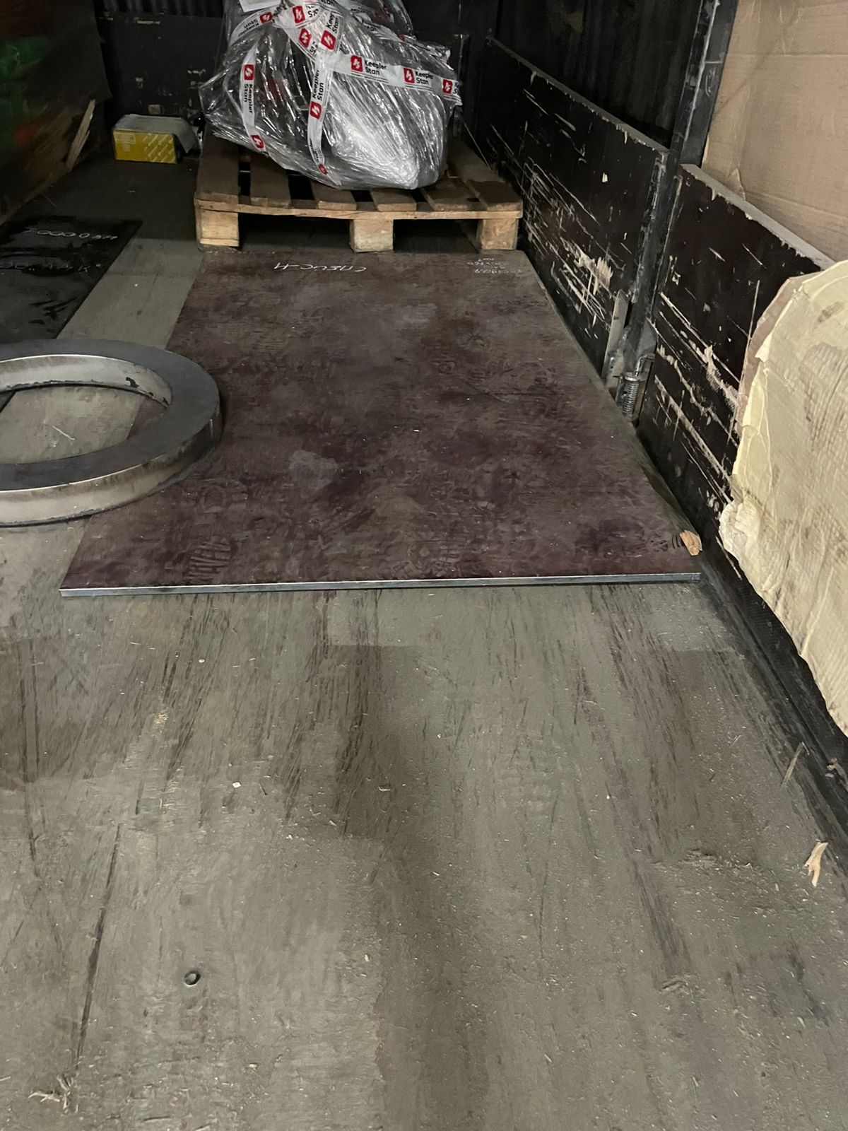 16.09.2025 · Санкт-Петербург · Лист

Лист 10х1310х760 ст.3 — 1 шт